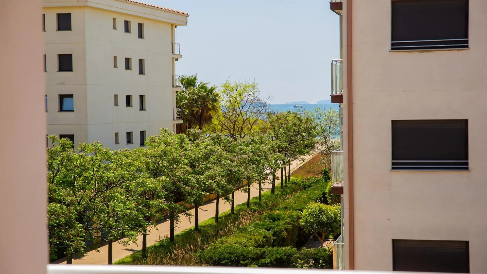 Hotel Montana By Bossh! Hotels Rosas