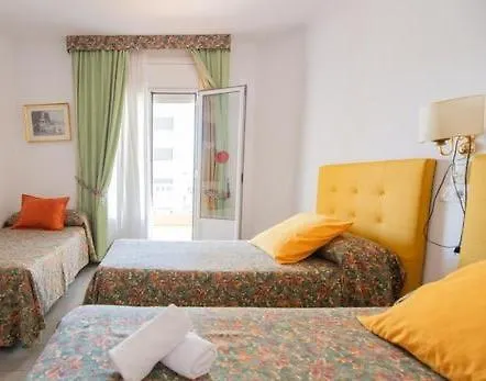 Hotel Montana By Bossh! Hotels Rosas