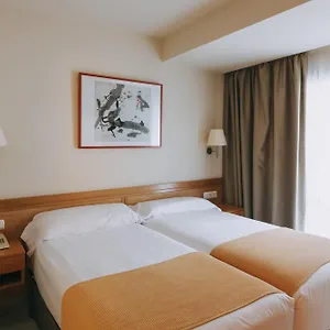 https://hotel-zaragoza-plaza.sansebastianhotels.net