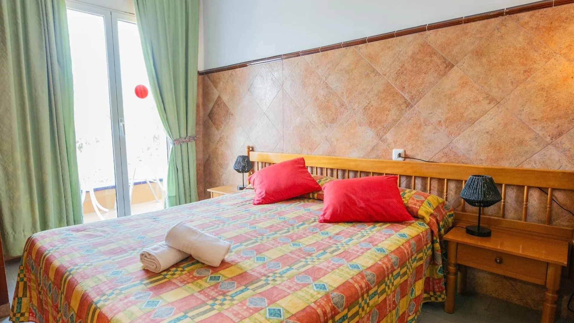 Hotel Montana By Bossh! Hotels Roses Espagne