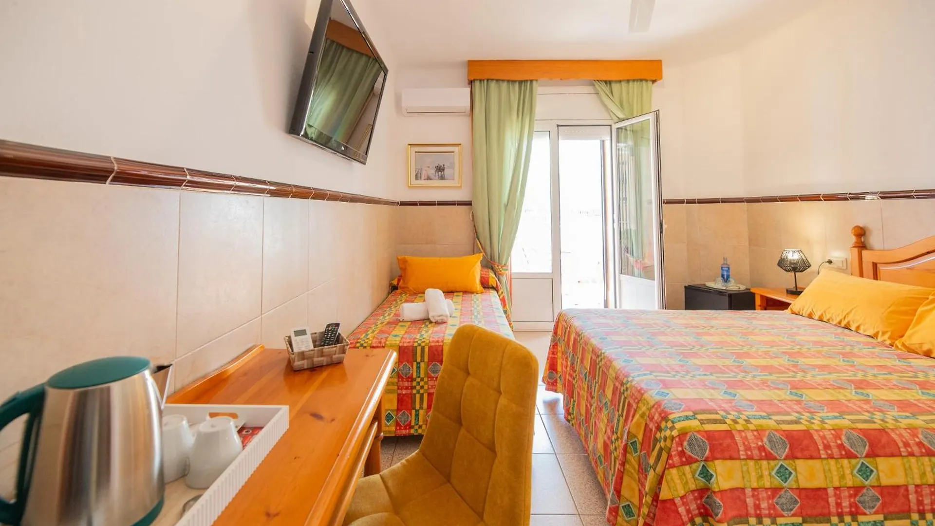 Hotel Montana By Bossh! Hotels Roses